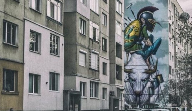 Бруталният случай с изхвърлената гола от бивш служител на полицията не намери място